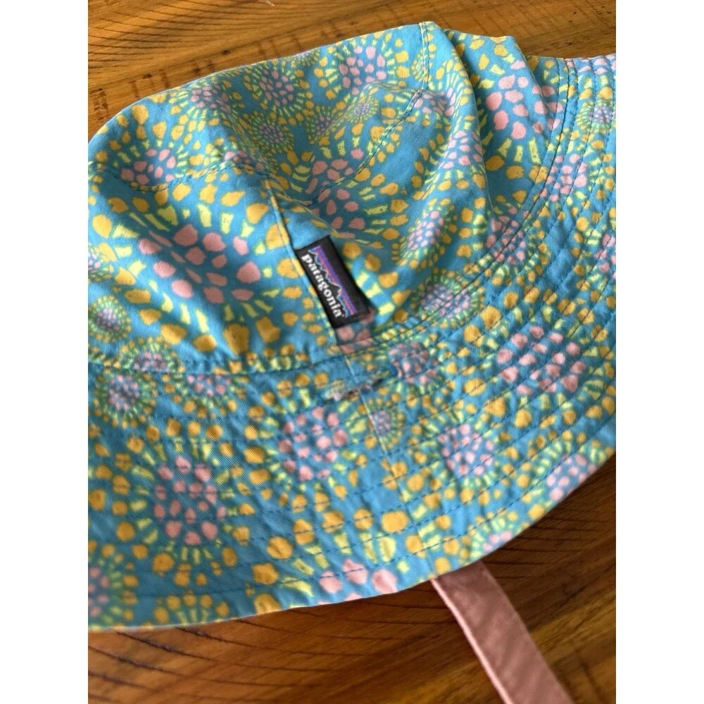 Vintage Patagonia Reversible Bucket Hat Baby Kids Colorful Kaleidoscope Print